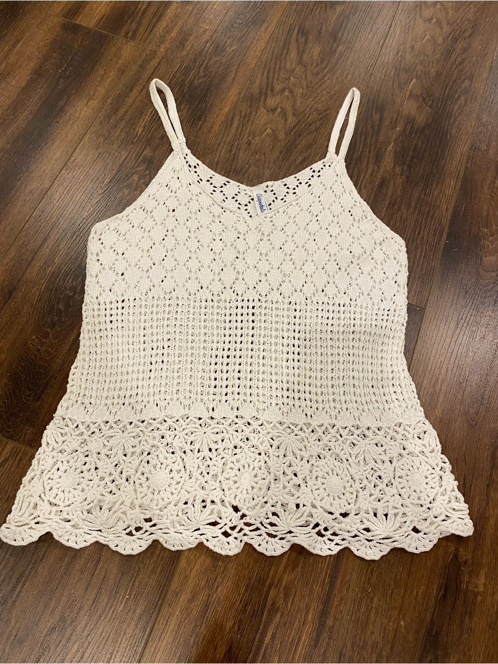 Cotton crochet tank top size large white Aeropostale